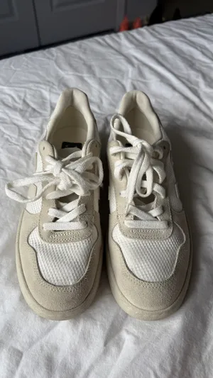 VEJA V-10 Sneakers Pure Calcaire Cream Beige Suede thumbnail 3