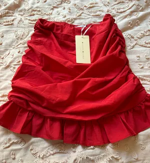 Beginning Boutique Skirt Red Size 0 thumbnail 1