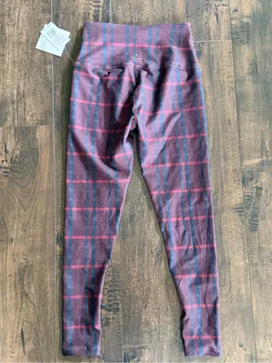 NWT Beyond Yoga Dark Red Plaid Leggings thumbnail 3