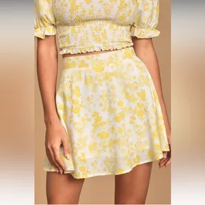 Anthropologie Charlie Holiday Lola Lemonade Floral Skater Skirt/smock crop set thumbnail 3
