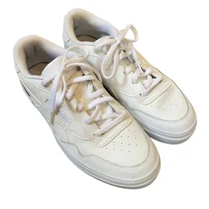 Reebok Classic Club Memt Bold Womens Sneakers thumbnail 2