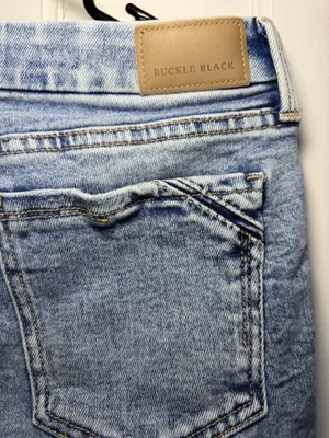 Buckle Black Fit No. 53 Stretch Cuffed Shorts Size 27 thumbnail 5