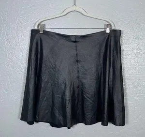 SPANX Women Plus Size 1X Black Faux Leather Skater Mini Skirt Edgy Rocker Punk thumbnail 1