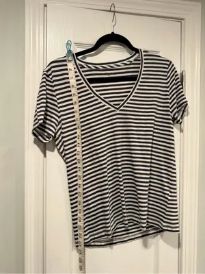 NWOT Madewell Size S Gray Stripe V Neck Short Sleeve Slub Cotton Tee Shirt thumbnail 5