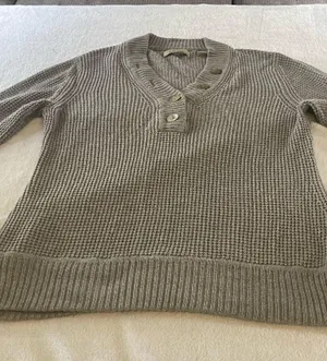 Women’s sweater gray size large natural reflections. SKU 2122 thumbnail 1