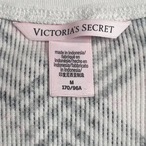 Victoria’s Secret Pink Black White Plaid Thermal Henley Top Tee T-Shirt Size Medium thumbnail 3