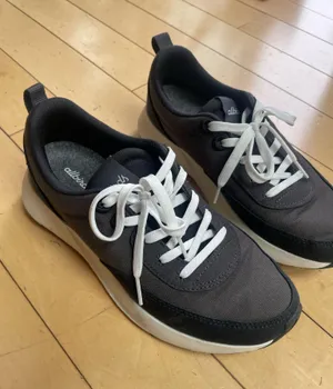 Allbirds Black Sneakers thumbnail 1