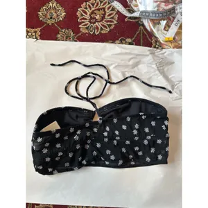 Gilly Hicks Black Daisy Floral Mesh Halter Bandeau Top Keyhole‎ Medium thumbnail 2