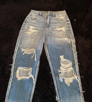 American Eagle Mom Jeans thumbnail 1