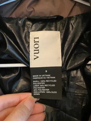 Vuori Hillside puffer jacket size S women’s thumbnail 6