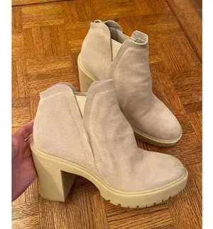 Dolce Vita platform suede booties tan size 9 thumbnail 1