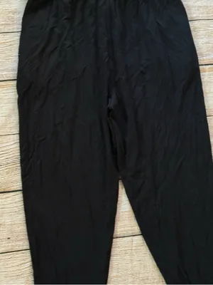 Knix Women’s Good To Go Jumpsuit Black Relaxed Fit Stretch Lounge Wear Sz Medium thumbnail 12
