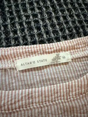 Altar'd State Top thumbnail 2