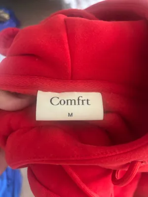 Red Comfort Hoodie Size M thumbnail 5