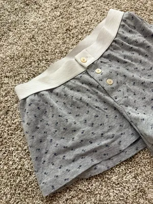 Brandy Melville Shorts Grey Floral thumbnail 2