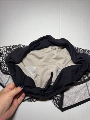 Lululemon Speed Up Shorts in Black & White Ice Breaker thumbnail 5