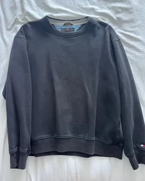 Black Tommy Hilfiger golf crewneck thumbnail 1