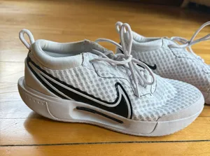 Nike Sneaker Hard Court Shoes thumbnail 1