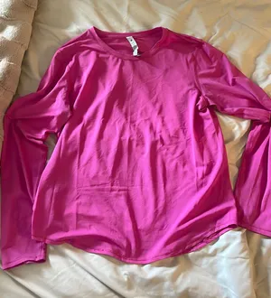 Lululemon Long Sleeve thumbnail 1