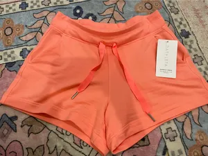 NWT Athleta soft shorts 4’ shortie pink coral size s thumbnail 1