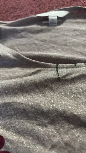 Women top Gray Size L thumbnail 2