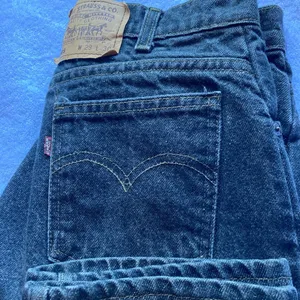 Levis’s Women’s thumbnail 4