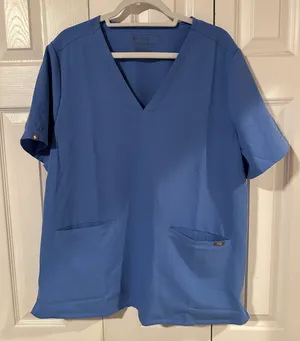 FIGS Scrub Top thumbnail 1