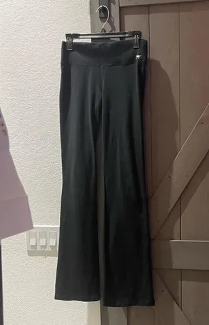 Being Victoria’s Secret wide leg pants thumbnail 1
