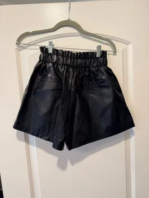 Leather Shorts Black thumbnail 3