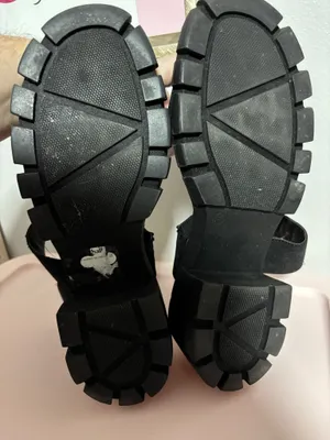 Chunky black platform sandal thumbnail 4