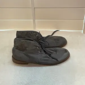 GAP Gray Ankle Boots thumbnail 2