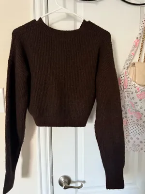 Garage spongy V neck sweater thumbnail 2