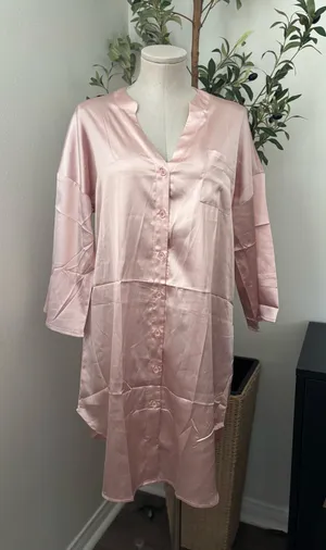 New Ekouer Satin Nightgown Shirt sz M thumbnail 1