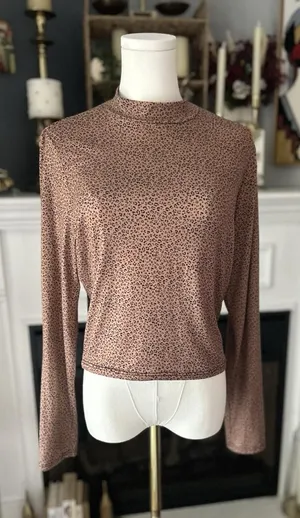Gaze Lightweight Cheetah Print Long Sleeve Turtleneck Cropped Shirt Sz Large thumbnail 1