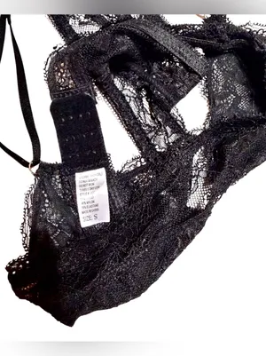Convertible Black Lace Bralette Sz S NWOT thumbnail 5