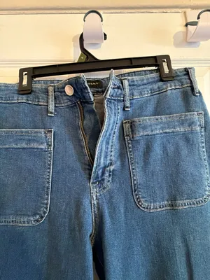 Free Assembly Women's High Rise Patch Pocket Flare Jeans thumbnail 5