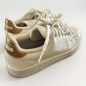 Adidas Stan Smith Advantage Cloudfoam Sneakers White/Bronze Low Top 8.5 Retro thumbnail 1