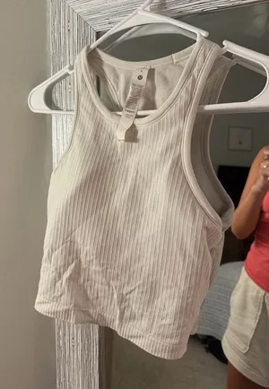 Lululemon Tank thumbnail 1