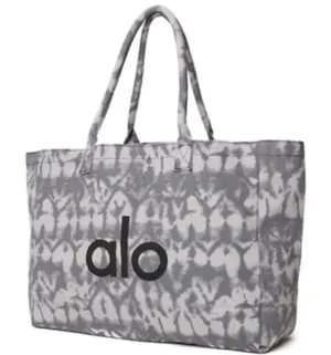 Alo tie dye tote thumbnail 1