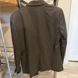 Beautiful T Tahari Blazer thumbnail 8