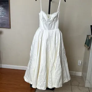 HOUSE OF CB XS A-C Mademoiselle White Tulle Midi Dress NWOT thumbnail 3