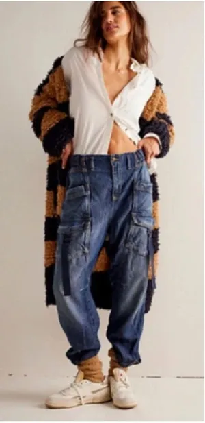 Free People We The Free Hazel Dropwaist Cargo Pull On Jeans RUNS LARGE thumbnail 1