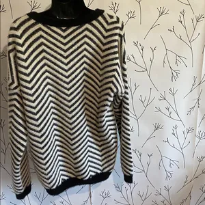 Cyrus Black and White Chevron Sweater thumbnail 2