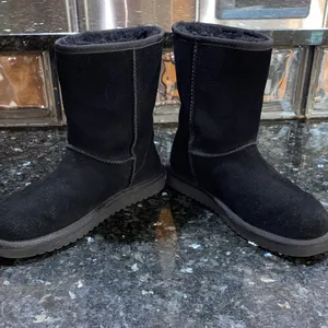 Classic Short Black Suede Boots Size 8 thumbnail 3