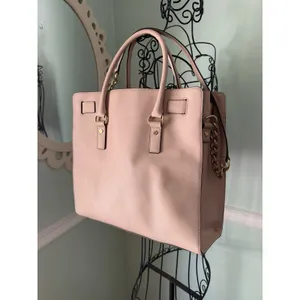 Michael Kors Handbag Light Blush PInk with Gold Accents Lock‎ And Key Large thumbnail 11