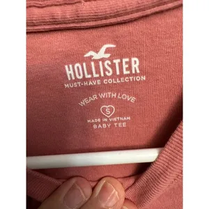 Hollister Must-Have Collection Rose Pink Baby Tee Short Sleeve Crop Top (G) thumbnail 3