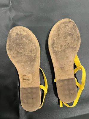 American Ragge yellow sandals size 8/5 thumbnail 3