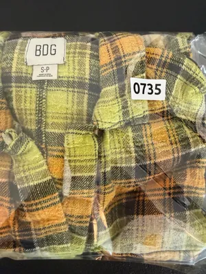 Urban Outfitters BDG Yin Yang Flannel Button Down Size Small thumbnail 6