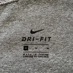 Nike Women’s Gray Dri-Fit Elastika Athletic Workout Fitness Gym Tank Sport M thumbnail 10
