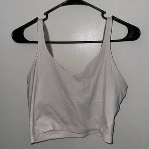 Lululemon White Align Crop Tank in Size 10 thumbnail 7